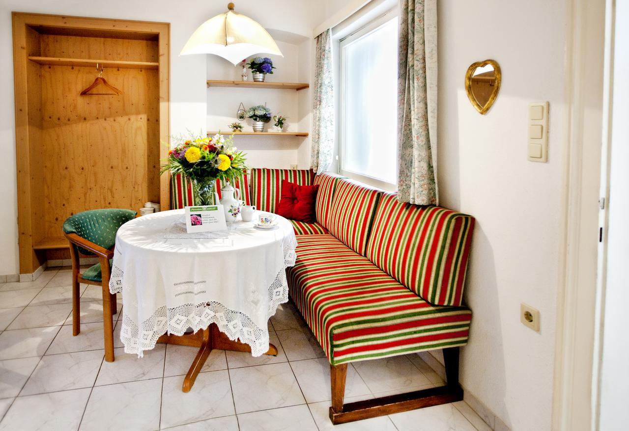Pension Margit Baden Luaran gambar